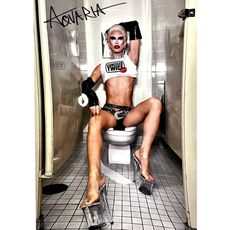 Aquaria Bathroom Signed Print