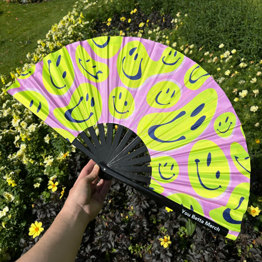 Distorted Smiley Fan