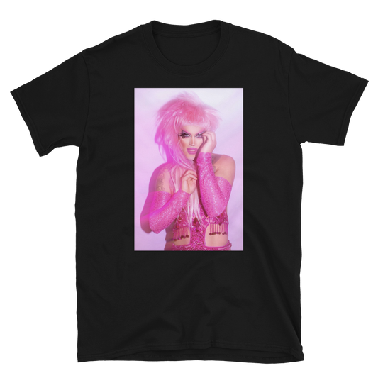 Glitzy Von Jagger Sharp Dressed Them T-shirt